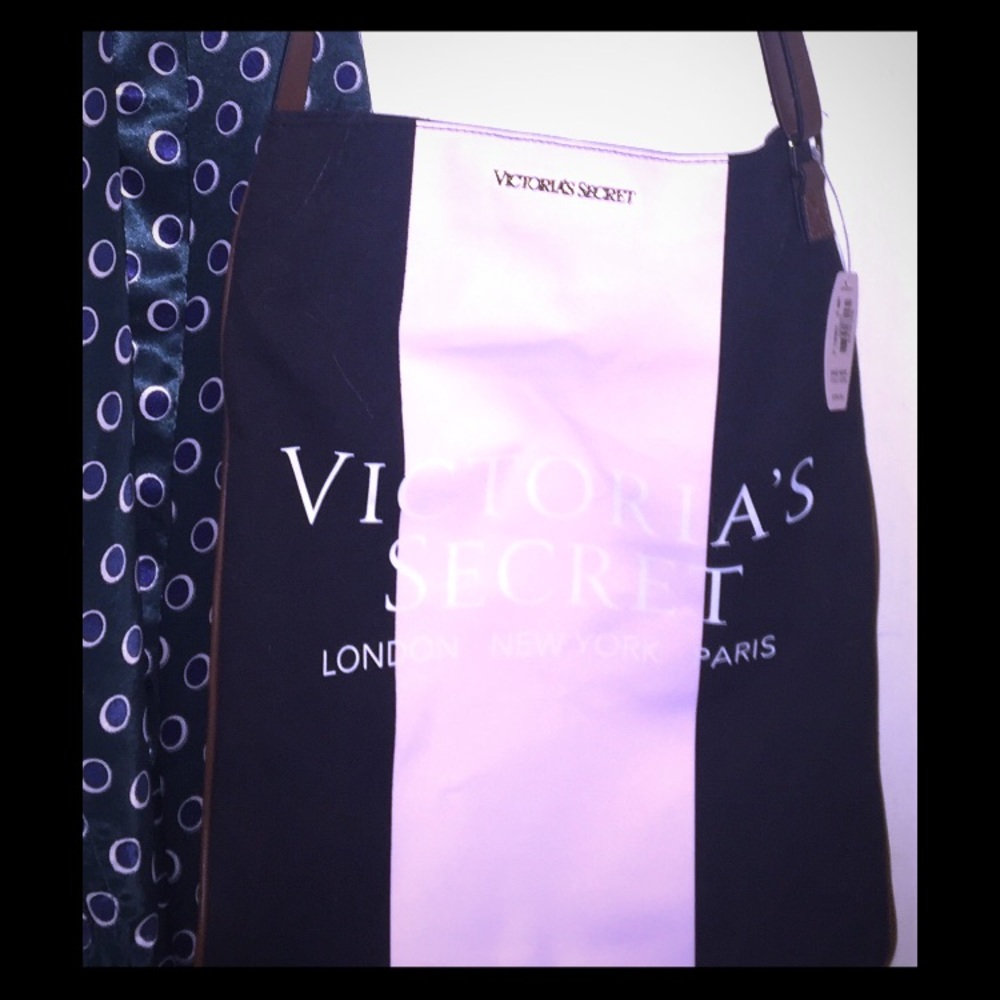 Victoria’s Secret purse